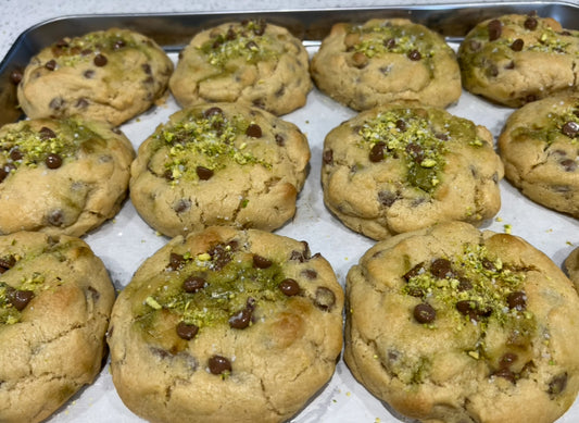 Pistachio stuffed cookie